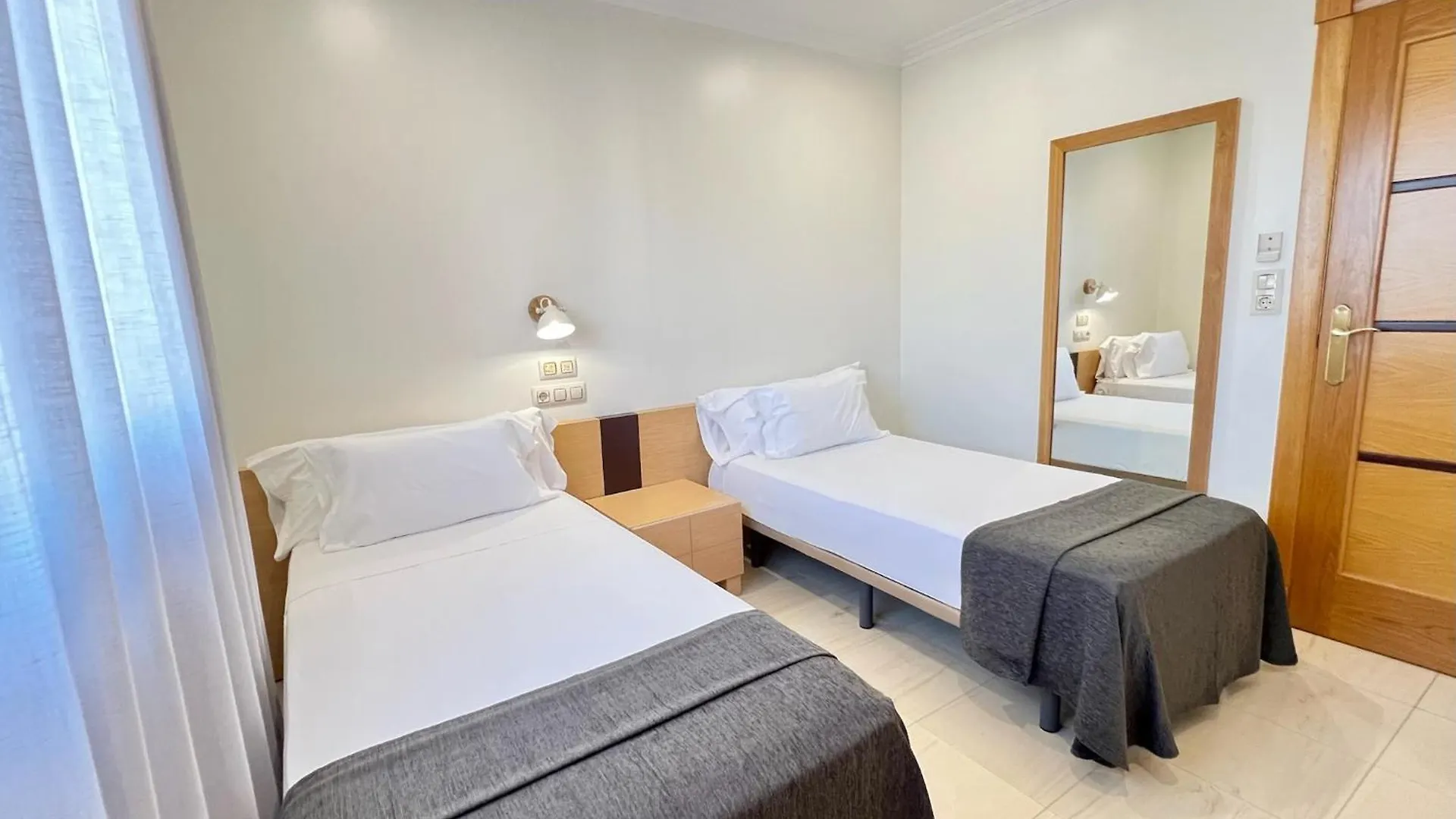 Apartment Apartamentos Mediterraneo Real Fuengirola Spain